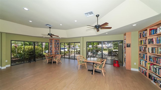dining space with light wood-type flooring, visible vents, a ceiling fan, and recessed lighting