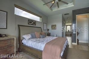 bedroom with ceiling fan