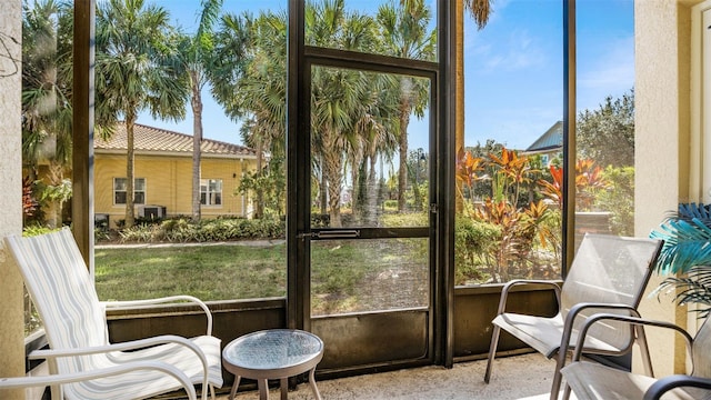 view of sunroom / solarium