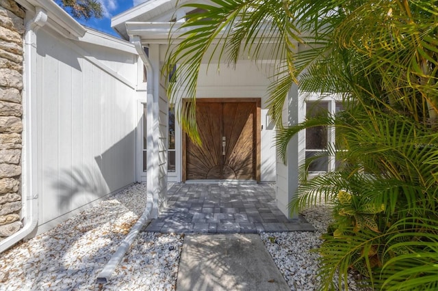 view of entrance to property