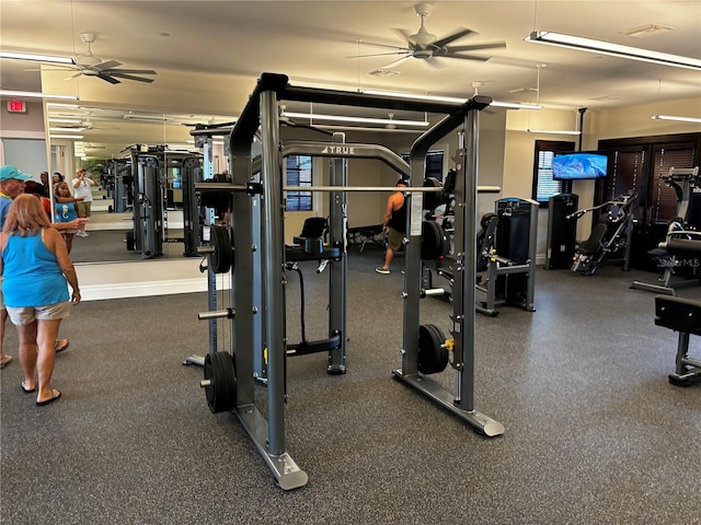 exercise room featuring ceiling fan