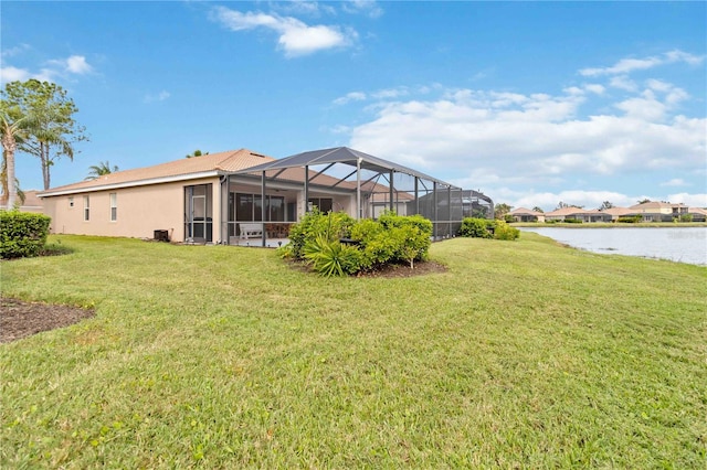 115 Winding River Trl, Bradenton, FL 34212 - view of grassy yard featuring a water view and a lanai