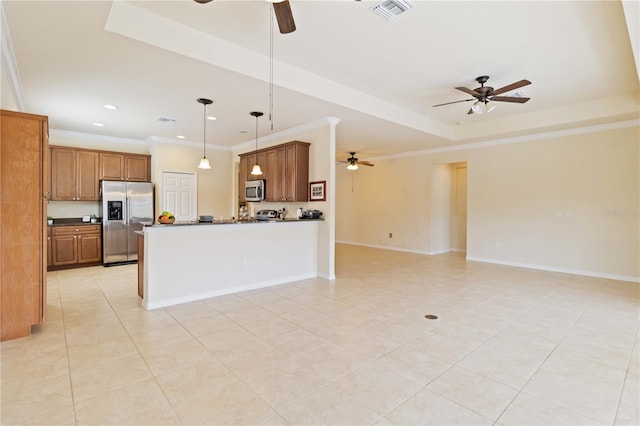 115 Winding River Trl, Bradenton, FL 34212 - kitchen featuring stainless steel appliances, ceiling fan, open floor plan, dark countertops, and recessed lighting