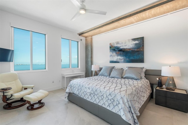 bedroom with ceiling fan