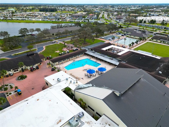 bird's eye view featuring a water view