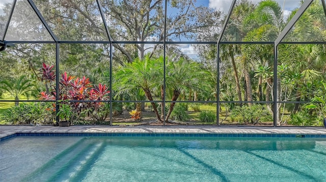 outdoor pool with a lanai