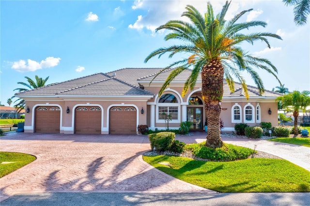 view of front of house featuring a garage