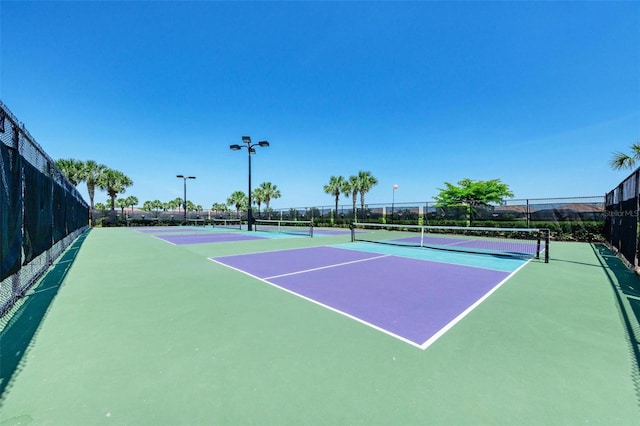 6547 Willowshire Way, Bradenton, FL 34212 - view of tennis court with fence