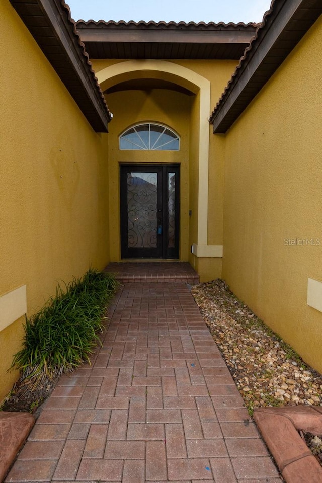 view of property entrance