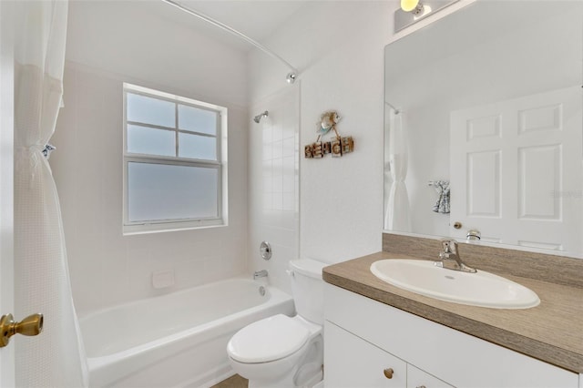 full bathroom featuring toilet, shower / bathtub combination with curtain, and vanity