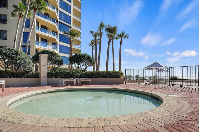 view of swimming pool