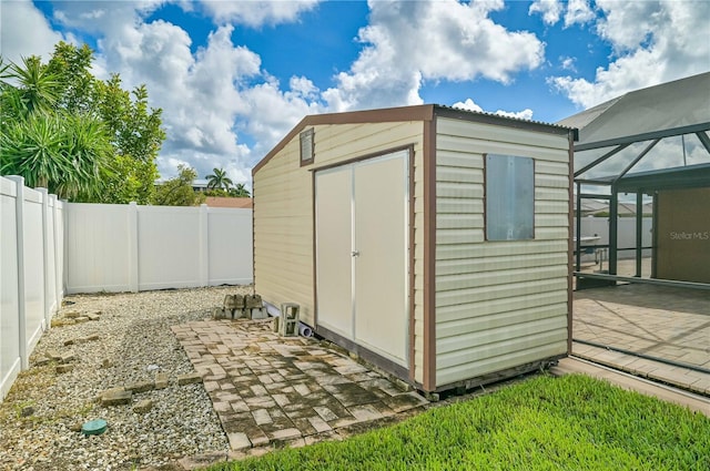 view of outbuilding