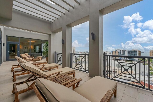 balcony featuring an outdoor living space