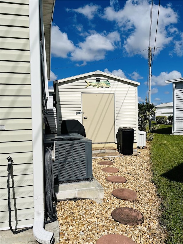 view of outdoor structure with cooling unit