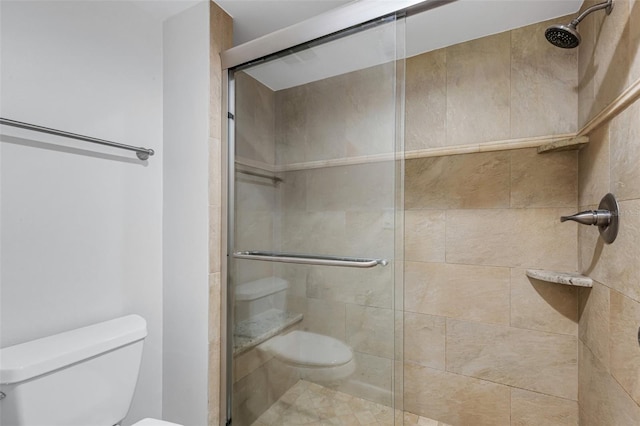 3119 Heatherwood Ln, Sarasota, FL 34235 - full bathroom featuring toilet and a stall shower