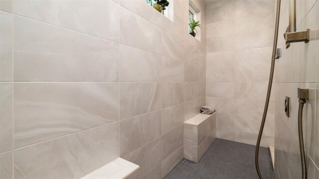 9260 Swaying Branch Rd, Sarasota, FL 34241 - bathroom with a tile shower