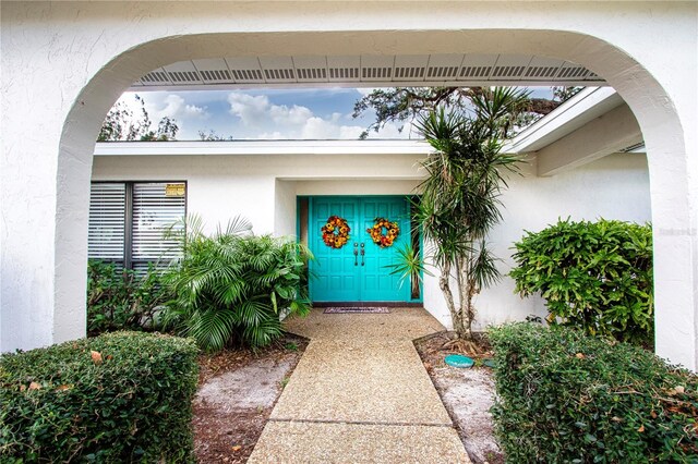 view of entrance to property