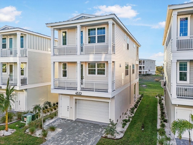 view of front of house with a garage