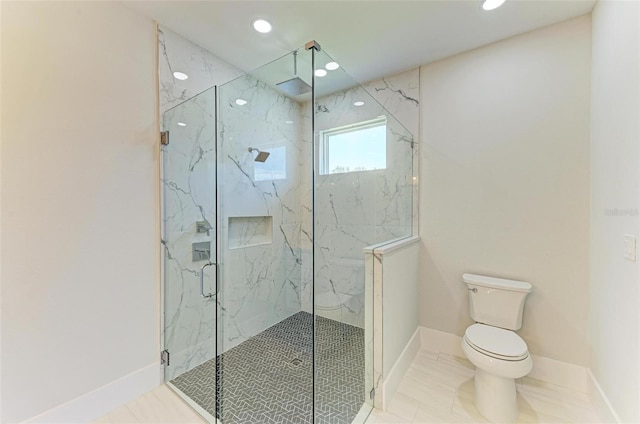 1010 Acadia Rd, Venice, FL 34293 - full bathroom featuring baseboards, recessed lighting, toilet, and a marble finish shower