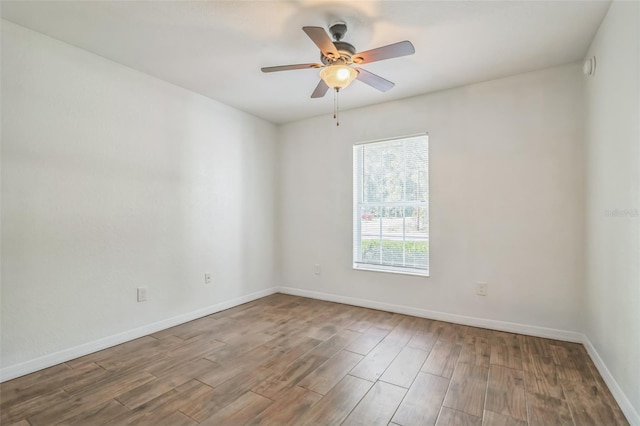 unfurnished room featuring ceiling fan