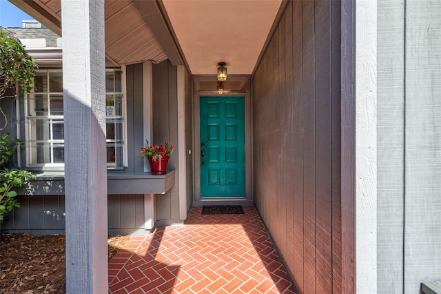 view of property entrance