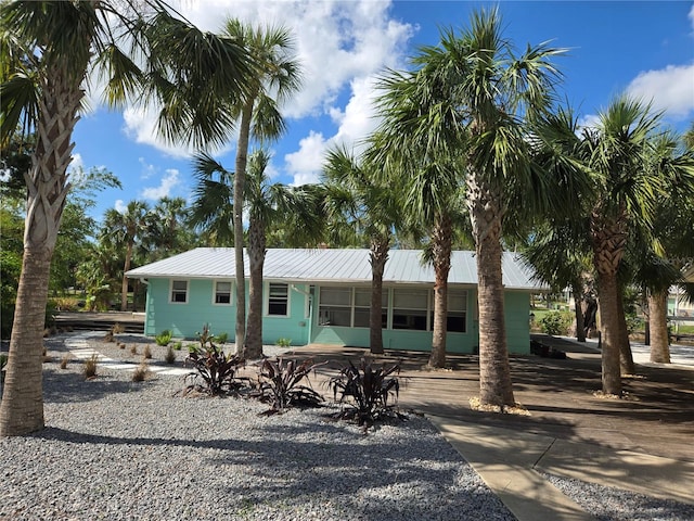 view of front of house