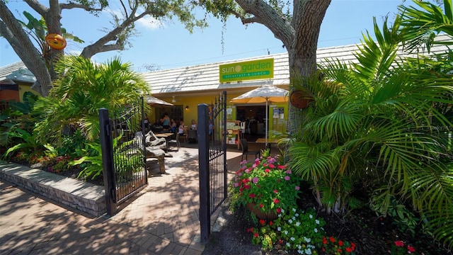 467 Canal Rd Unit 467, Sarasota, FL 34242 - view of building exterior