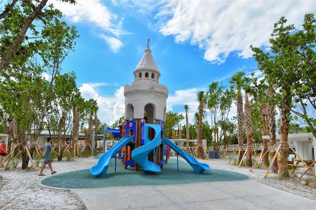 467 Canal Rd Unit 467, Sarasota, FL 34242 - view of communal playground