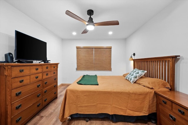 3700 S Osprey Ave Unit 214, Sarasota, FL 34239 - bedroom featuring light wood finished floors, recessed lighting, and ceiling fan