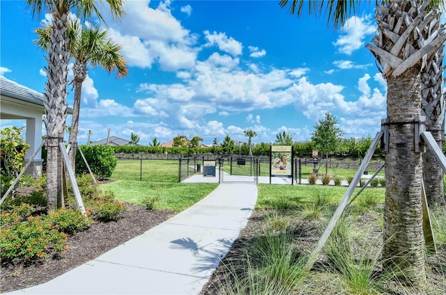 15625 San Lazzaro Ave, Bradenton, FL 34211 - view of property's community with a gate