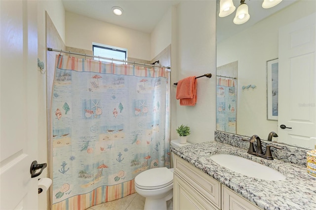 full bathroom featuring tile patterned floors, vanity, shower / bath combo, and toilet