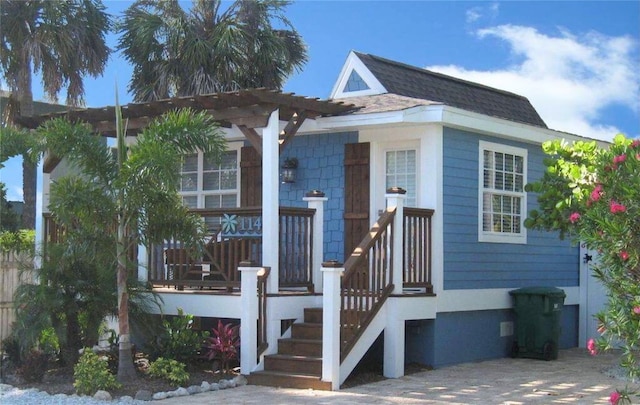 view of front of house featuring a pergola