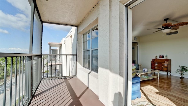 balcony with ceiling fan