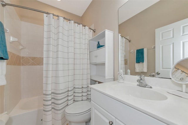 full bathroom with shower / bath combo with shower curtain, vanity, and toilet