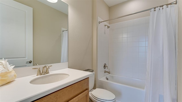 full bathroom with vanity, toilet, and shower / tub combo