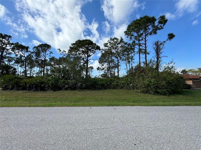 184 Jade St, Rotonda West, FL 33947