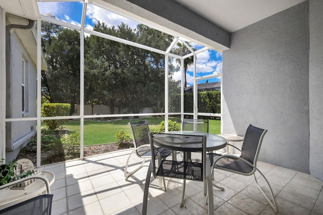 view of sunroom / solarium