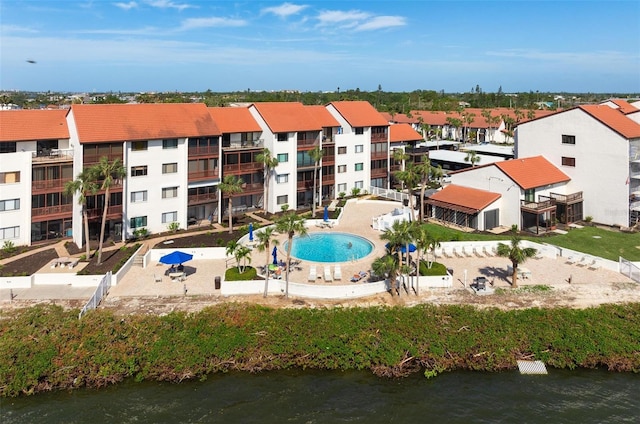 bird's eye view featuring a water view