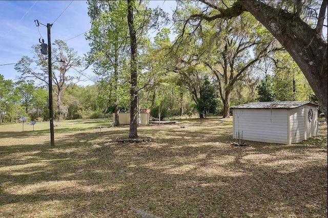 Listing photo 3 for 198 NE Pentas St, Madison FL 32340