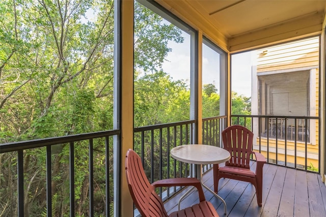 view of sunroom / solarium