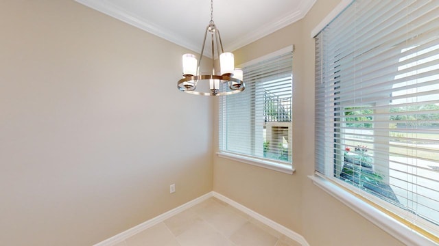 empty room with an inviting chandelier and ornamental molding