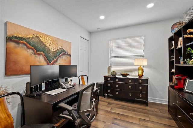 office with hardwood / wood-style floors