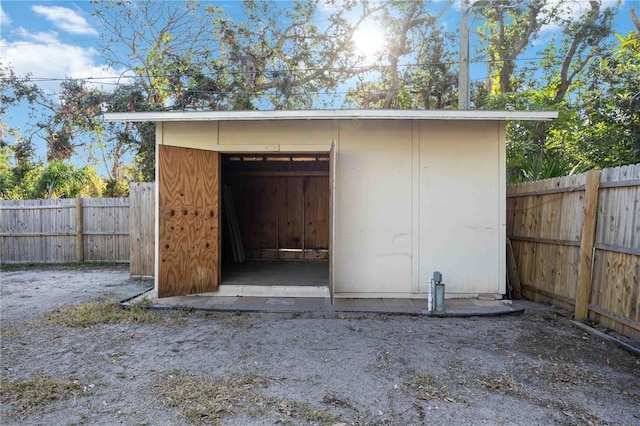 view of outbuilding