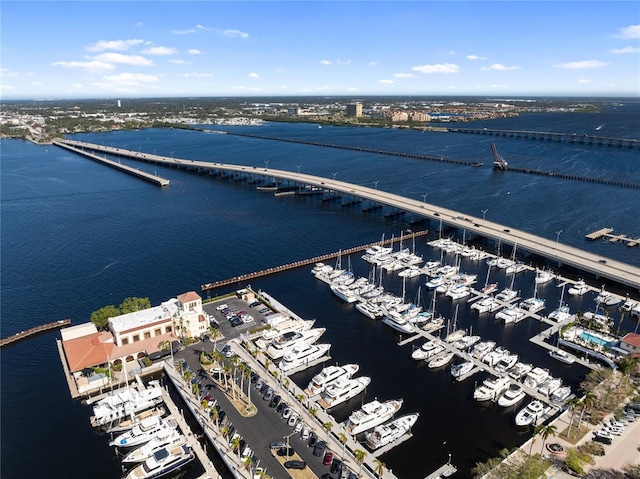 bird's eye view featuring a water view