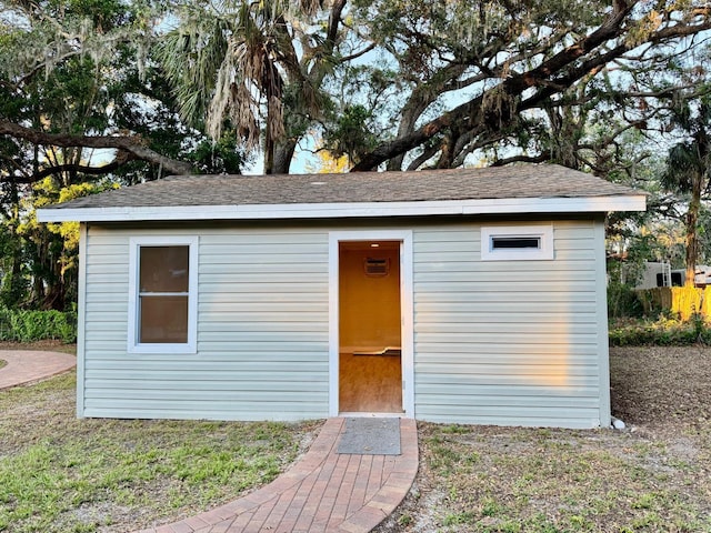 view of outbuilding