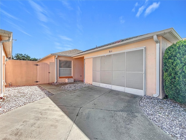 view of front of home featuring a garage