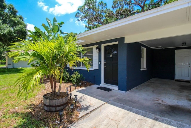 view of property entrance