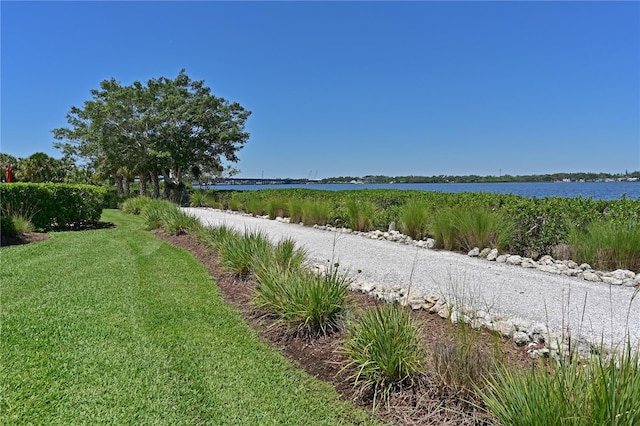 view of yard featuring a water view