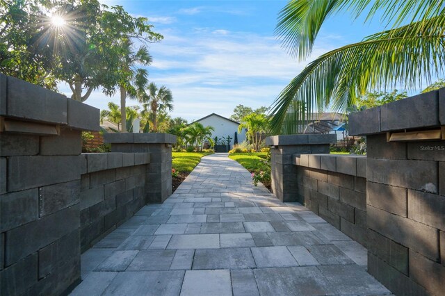 1899 Buccaneer Cir, Sarasota, FL 34231 - view of patio / terrace