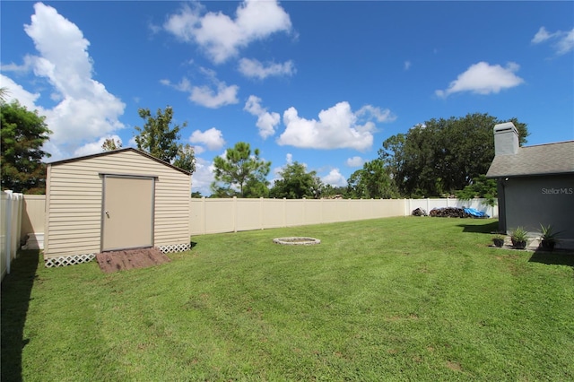 view of yard with a shed